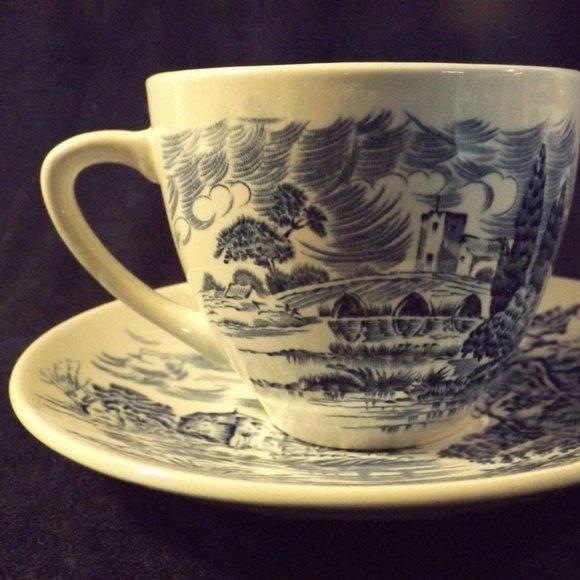 Wedgwood & Co. LTD. England Countryside Tea Cup and Saucer - Picture 4 of 8